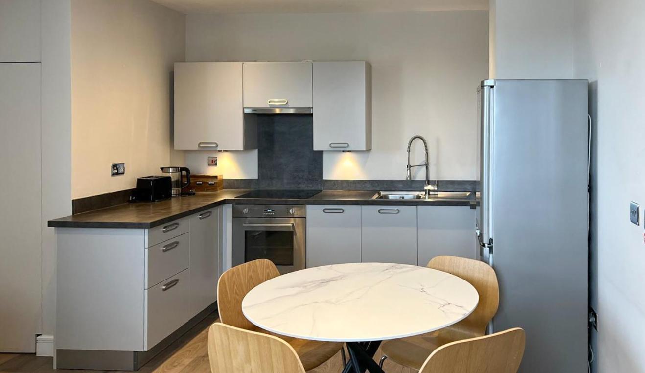 Geneva House Apartments By Elegance Living 彼得伯勒 外观 照片